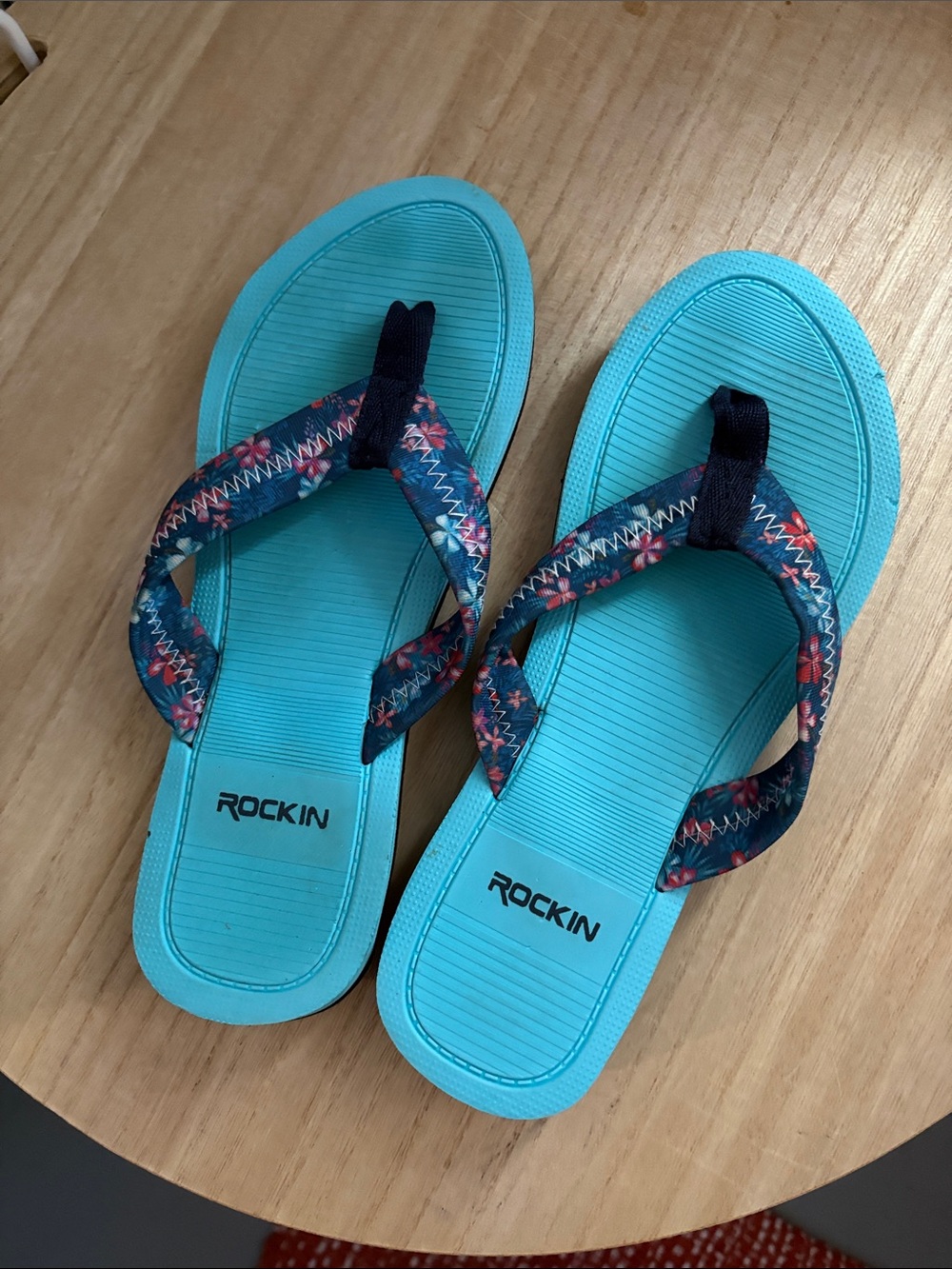 Rockin Turquoise Flip-Flop Sandals with Patterned Navy Straps